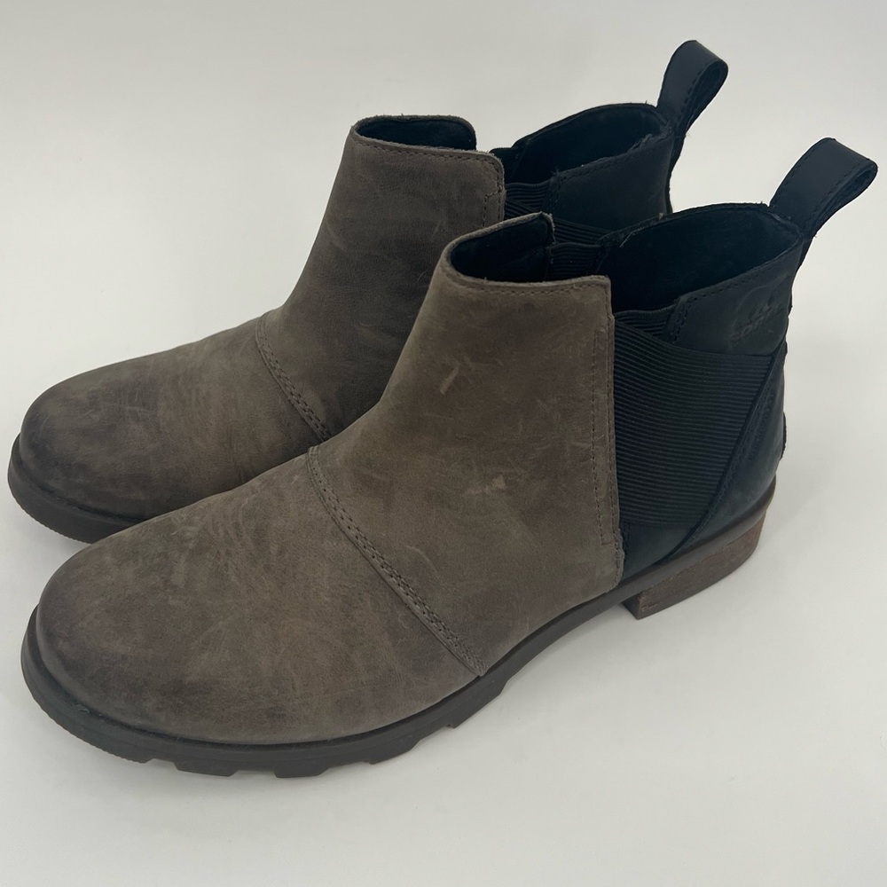 Sorel Emilie Chelsea boot